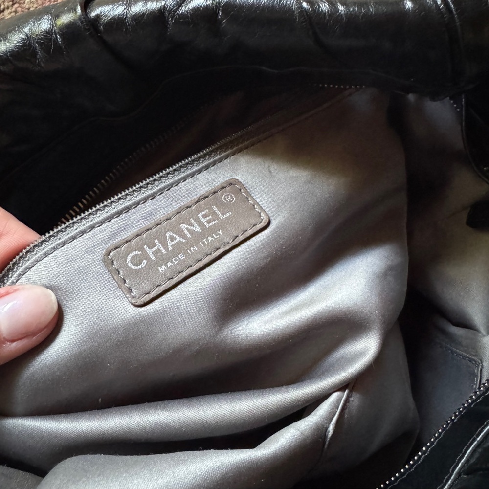 Chanel CC Glazed Twisted Tote/ Shoulder Bag - Picture 9 of 13